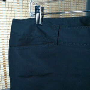 WHBM Black Slim Ankle Pant